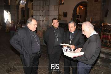 Visita del nuncio del Papa a la Basílica de Telde/Francisco Javier Santana y Antonio Alí.
